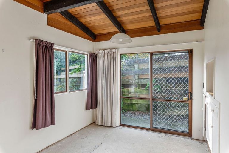 Photo of property in 15 Winara Avenue, Waikanae, 5036