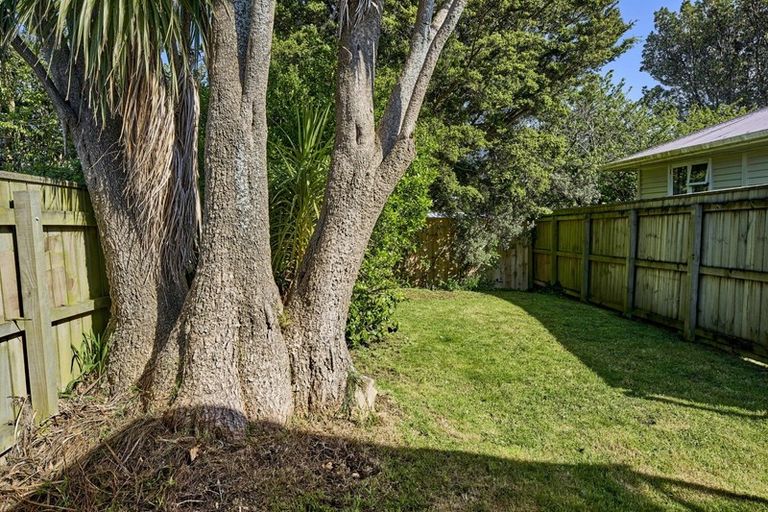 Photo of property in 57 Ranui Terrace, Tawa, Wellington, 5028