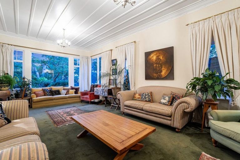 Photo of property in 131 Upland Road, Kelburn, Wellington, 6012