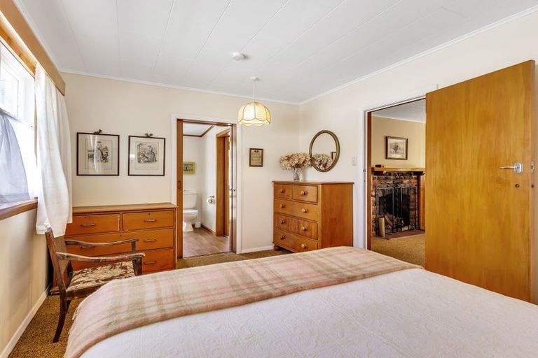 Photo of property in 36 Airini Road, Waimarama, Havelock North, 4294