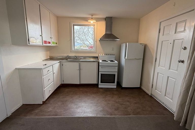 Photo of property in 1/6 Dilworth Street, Riccarton, Christchurch, 8011