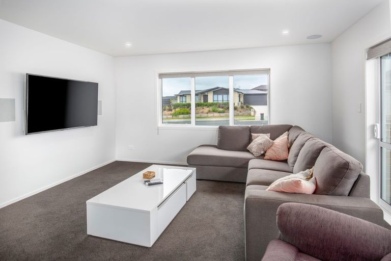 Photo of property in 44 Moira Drive, Tuakau, 2121