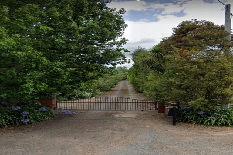 Photo of property in 303 Matua Road, Kumeu, 0891