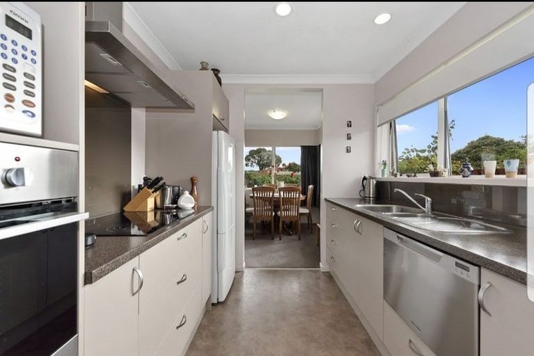 Photo of property in 10b Hukanui Road, Fairfield, Hamilton, 3214