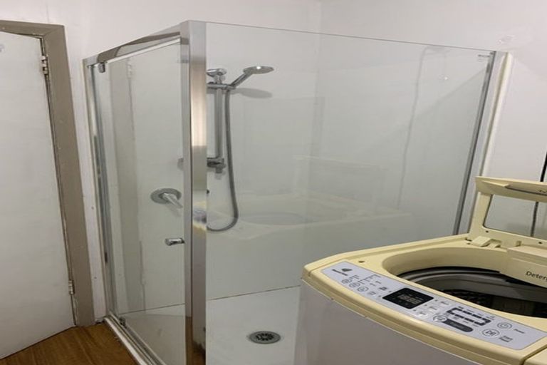 Photo of property in 28 Hammond Street, Bulls, 4818