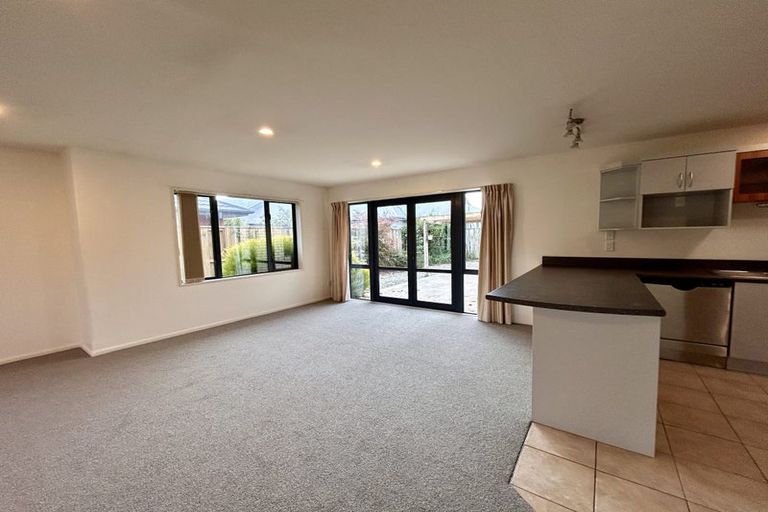 Photo of property in 52 Beechwood Drive, Northwood, Christchurch, 8051