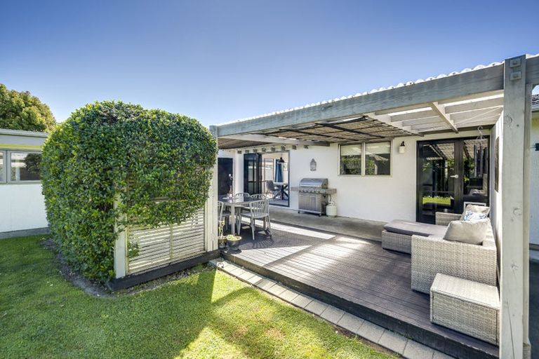 Photo of property in 4 Laurent Place, Greenmeadows, Napier, 4112