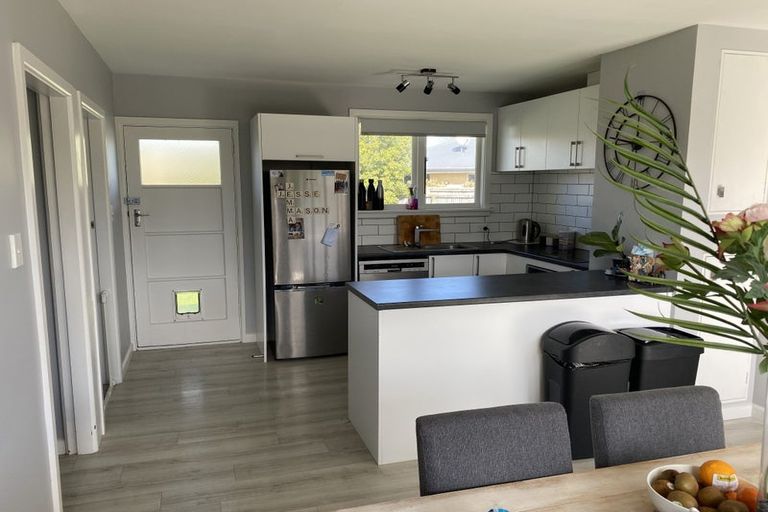 Photo of property in 14 Pimlico Place, Bishopdale, Christchurch, 8053