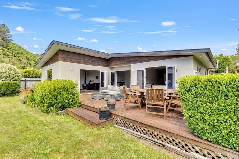 Photo of property in 57 Richmond Road, Pohara, Takaka, 7183