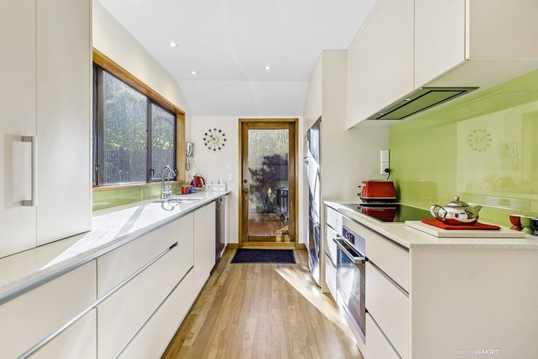 Photo of property in 20 Downing Street, Crofton Downs, Wellington, 6035