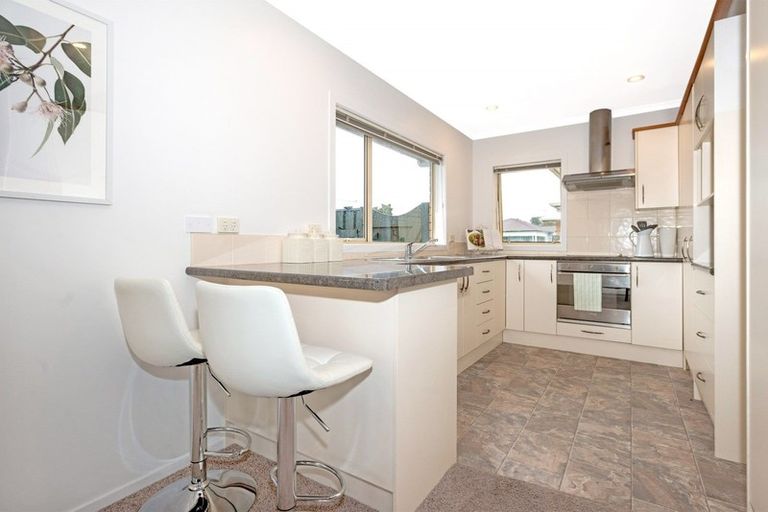 Photo of property in 310a Kahutia Street, Gisborne, 4010