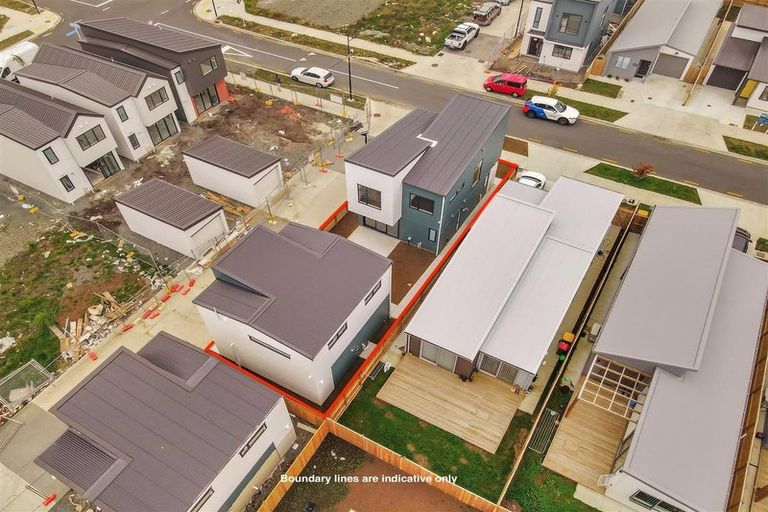 Photo of property in 3 Fredrick Hanson Road, Papakura, 2110