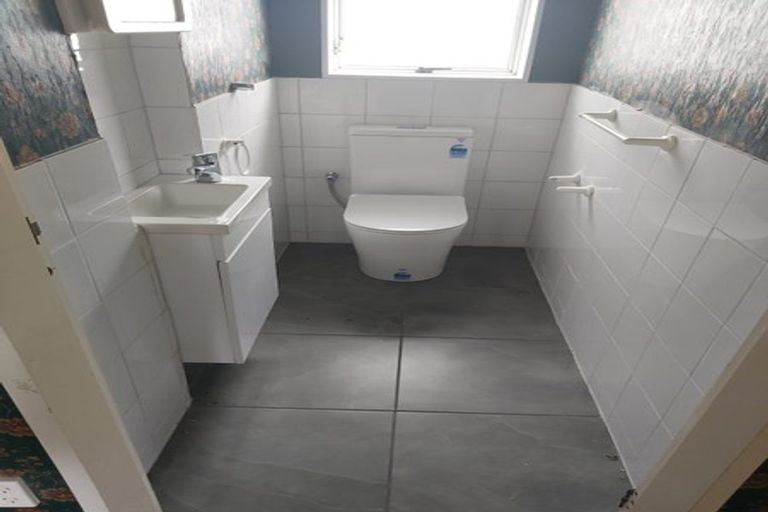 Photo of property in 96a Waiwhetu Road, Waterloo, Lower Hutt, 5011