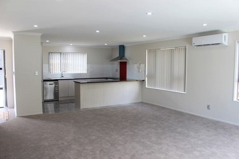 Photo of property in 173a Gray Avenue, Papatoetoe, Auckland, 2024