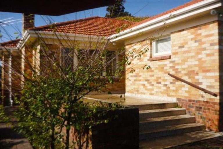 Photo of property in 14 Huia Road, Papatoetoe, Auckland, 2025