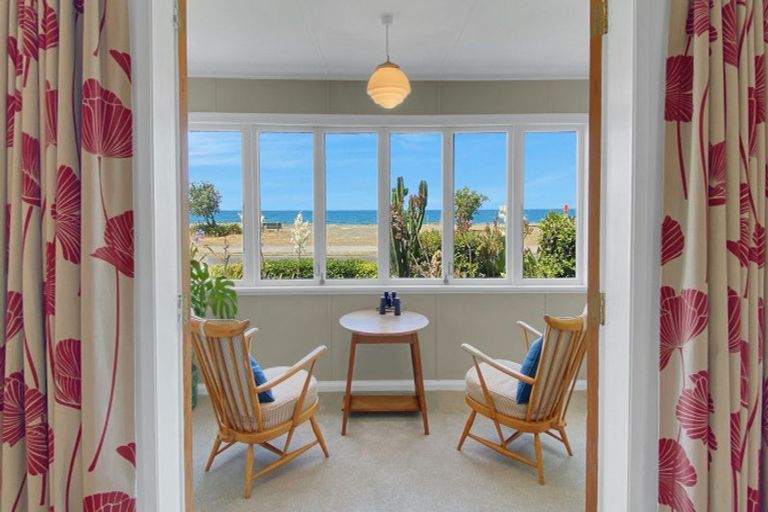 Photo of property in 36 The Esplanade, Westshore, Napier, 4110