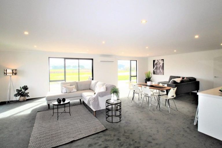 Photo of property in 6 Silverview Place, Mosgiel, 9024