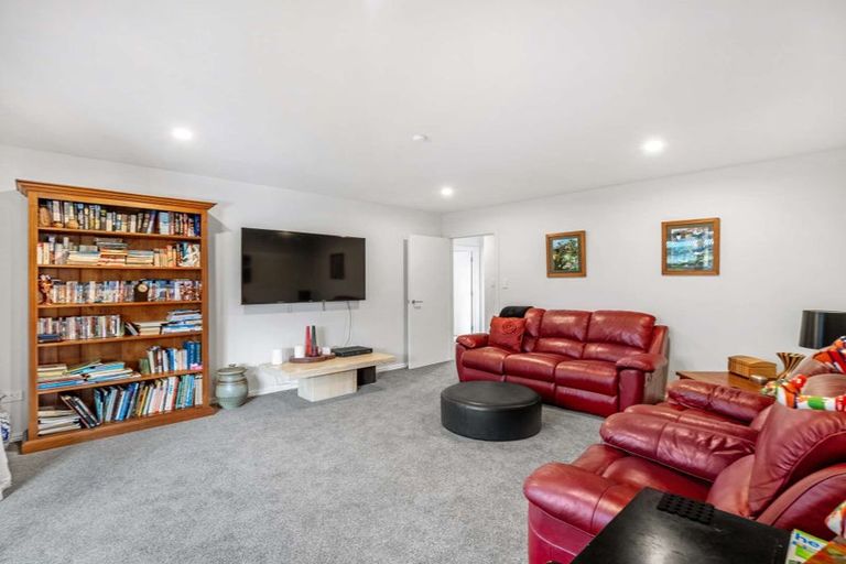 Photo of property in 125 Prestons Park Drive, Marshland, Christchurch, 8083