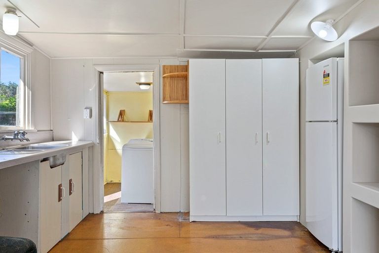 Photo of property in 29 Cross Street, Waikuku Beach, 7473