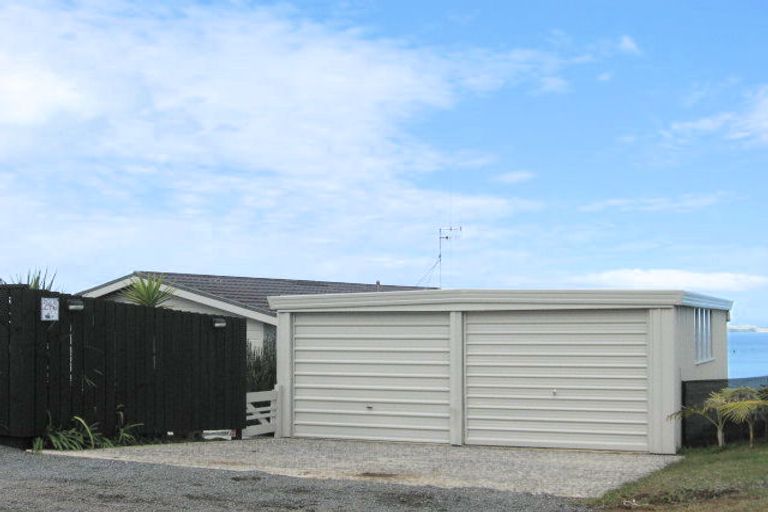 Photo of property in 245 Paku Drive, Tairua, 3508