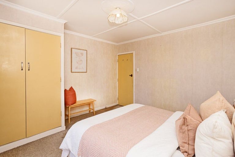 Photo of property in 50 Watt Road, Otatara, Invercargill, 9879