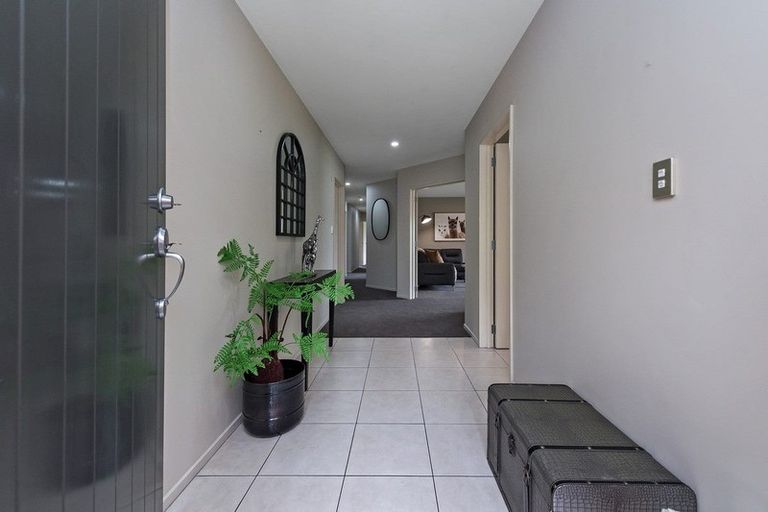 Photo of property in 28 Kinglear Drive, Rolleston, 7614