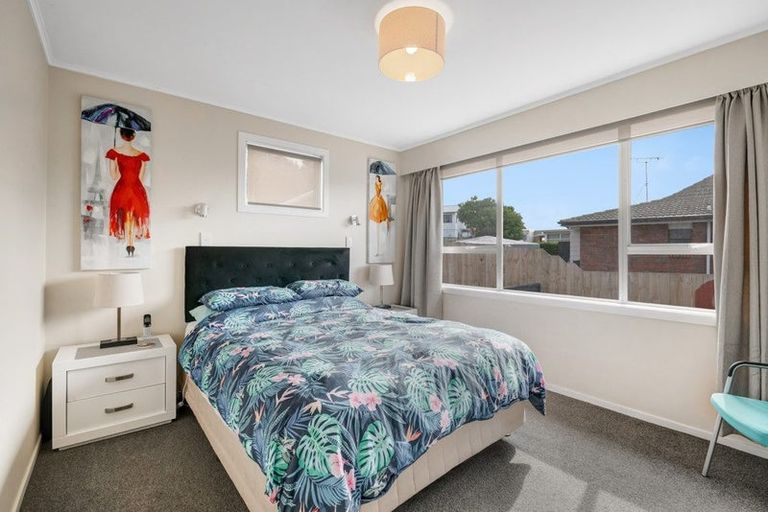 Photo of property in 6 Rakino Avenue, Manly, Whangaparaoa, 0930