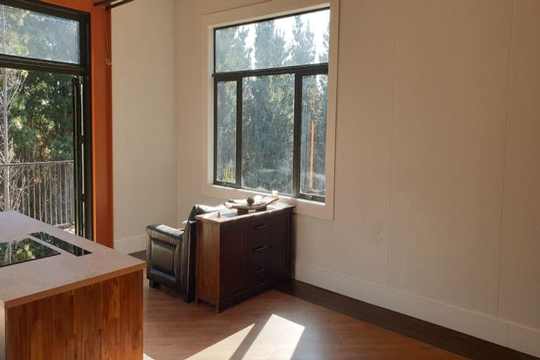 Photo of property in 30 Pacific View, Whitby, Porirua, 5024