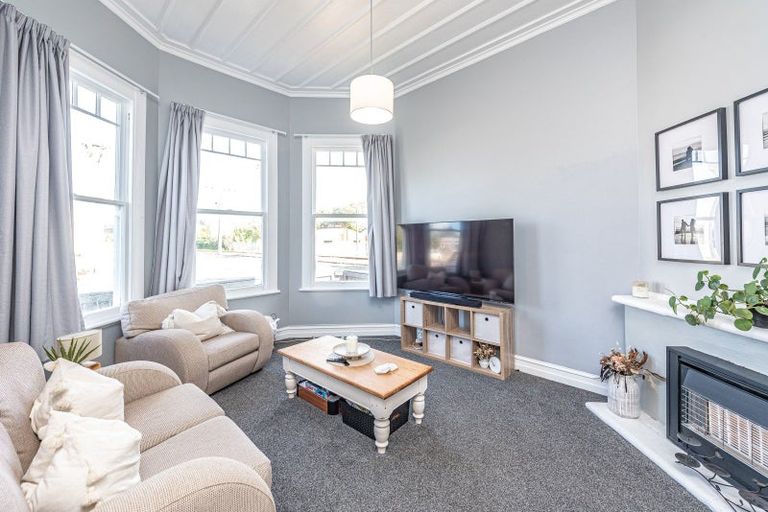 Photo of property in 30 Argyle Street, Whanganui, 4500
