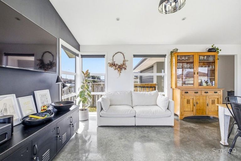 Photo of property in 9 Simon Street, Tawhero, Whanganui, 4501