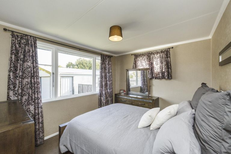 Photo of property in 29 Benmore Avenue, Cloverlea, Palmerston North, 4412