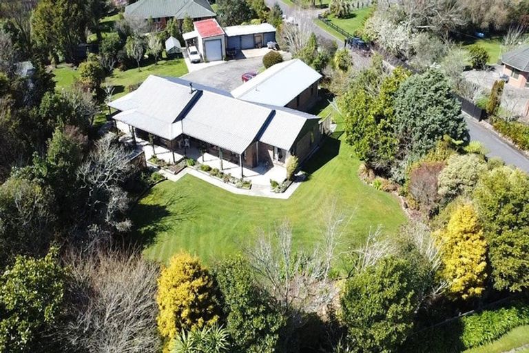 Photo of property in 19 Kew Road, Westport, 7825