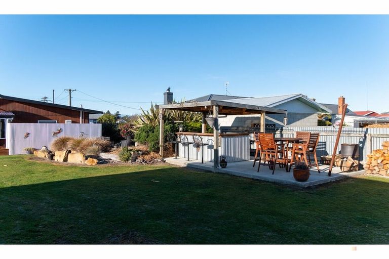 Photo of property in 10 Studholme Street, Waimate, 7924