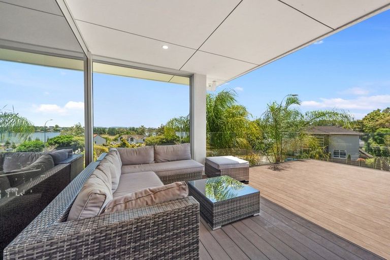 Photo of property in 133 Lake Crescent, Hamilton Lake, Hamilton, 3204