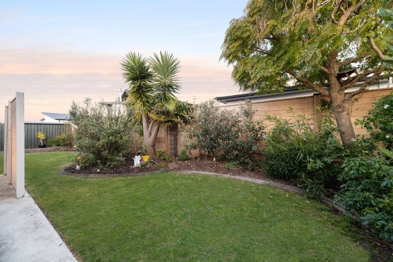 Photo of property in 47 Sandhurst Drive, Papamoa Beach, Papamoa, 3118