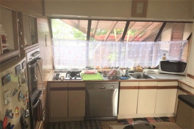 Photo of property in 237 Te Atatu Road, Te Atatu South, Auckland, 0610