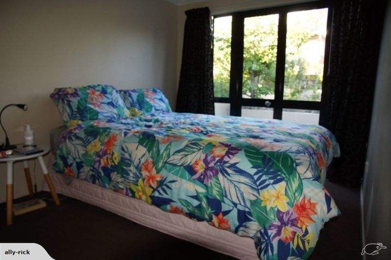 Photo of property in 49 Paynters Avenue, Strandon, New Plymouth, 4312