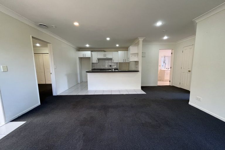 Photo of property in 11 The Enclave, Totara Heights, Auckland, 2105