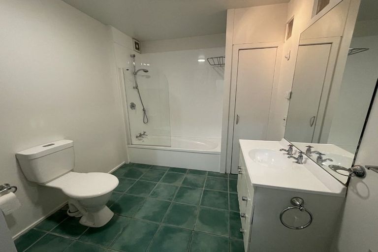 Photo of property in Bond Store Apartments, 8h Egmont Street, Te Aro, Wellington, 6011