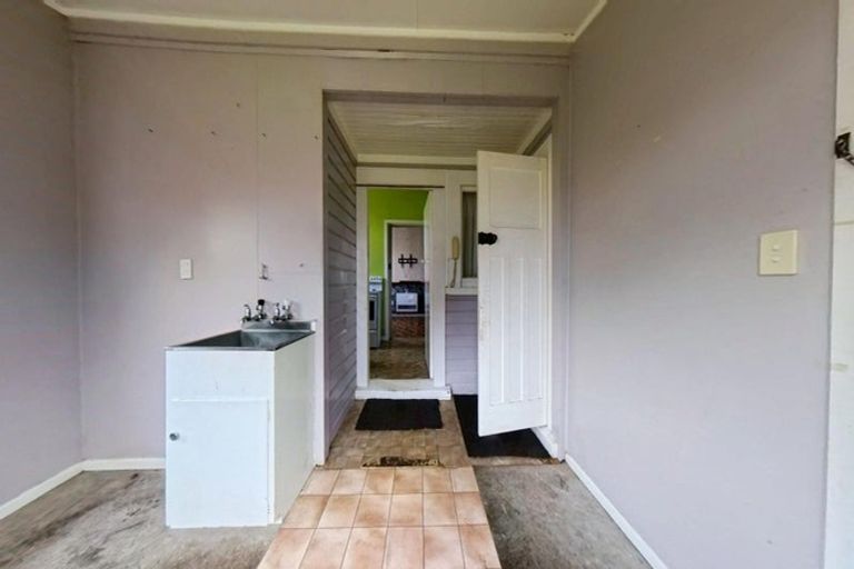 Photo of property in 47 Tawa Street, Gonville, Whanganui, 4501