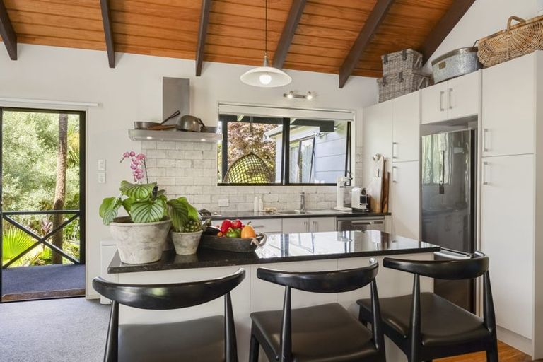 Photo of property in 19 Thames Street, Welbourn, New Plymouth, 4310