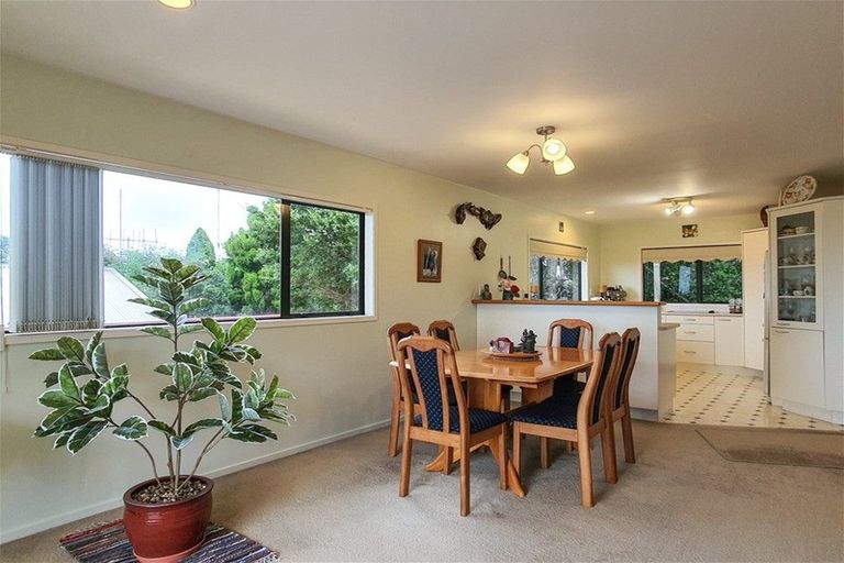 Photo of property in 98 Te Haumi Drive, Paihia, 0200