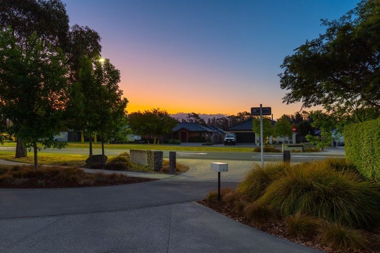 Photo of property in 215 Taylor Pass Road, Witherlea, Blenheim, 7201