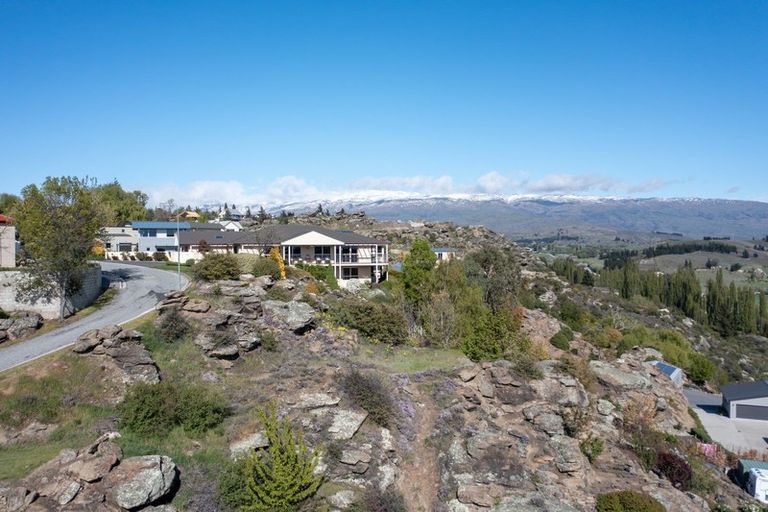 Photo of property in 16 Hawkdun Place, Bridge Hill, Alexandra, 9320