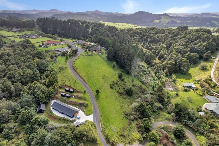 Photo of property in 21 Bretts Place, Kauri, Kamo, 0185