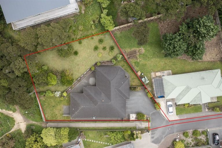 Photo of property in 18 Sams Way, Raumati South, Paraparaumu, 5032