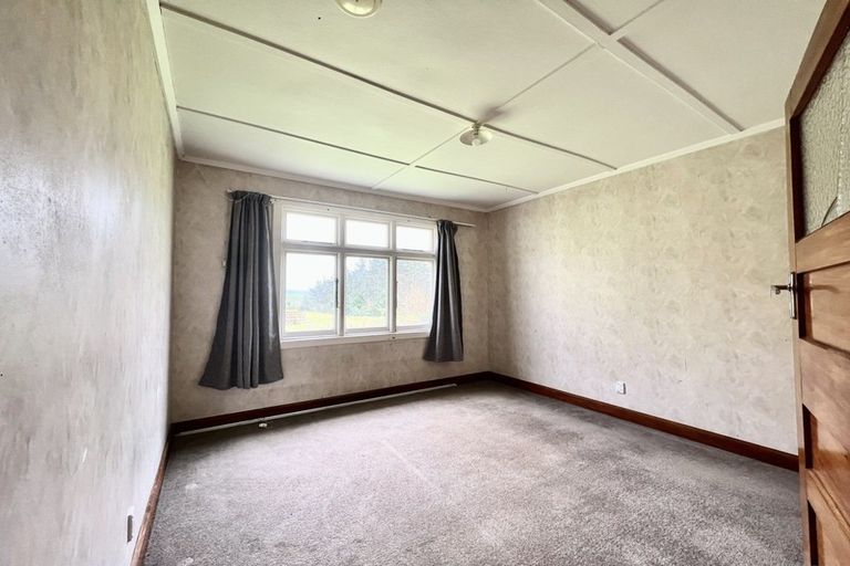 Photo of property in 1604 Otaraoa Road, Tarata, Waitara, 4383