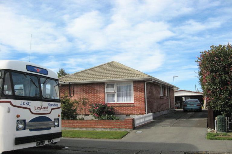 Photo of property in 17 Bucknell Street, Sockburn, Christchurch, 8042