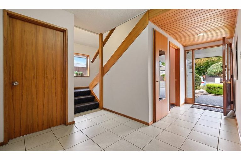 Photo of property in 2/18 Murmont Street, Bishopdale, Christchurch, 8053