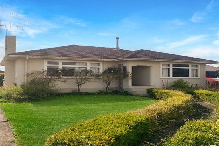 Photo of property in 31 Lower High Street, Marton, 4710